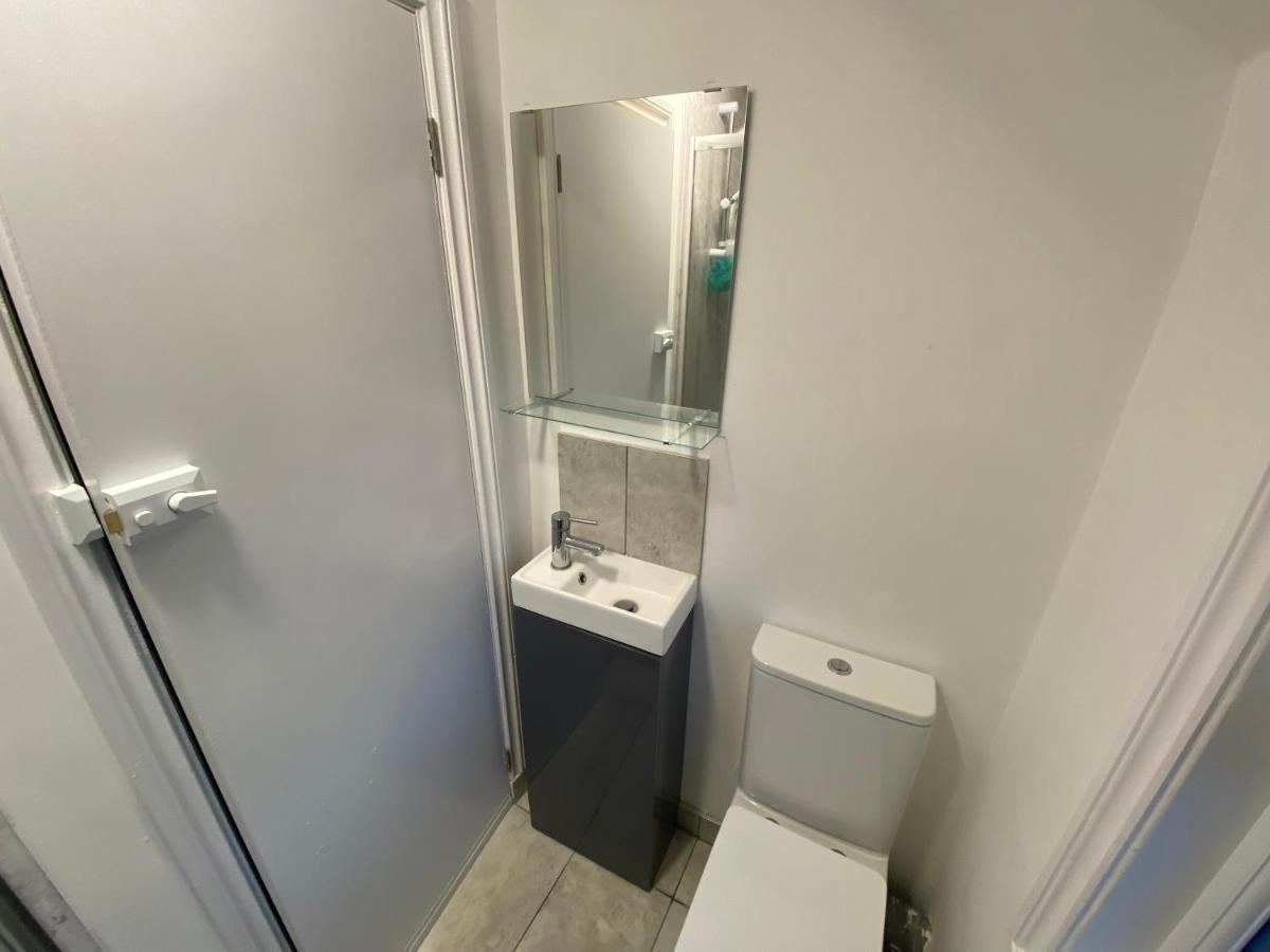 Small Single Room Walking Distance To Hove Station Esterno foto